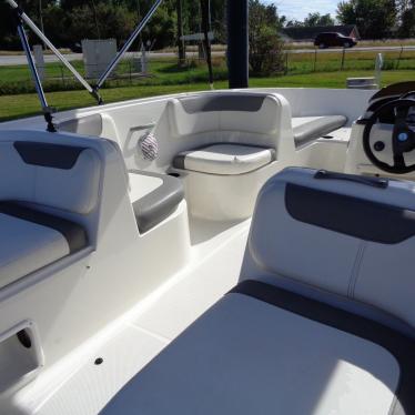 2015 Bayliner element xl 180