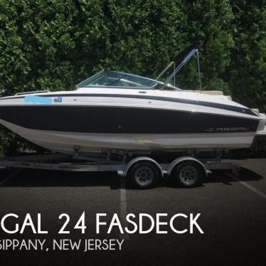 2012 Regal 24 fasdeck