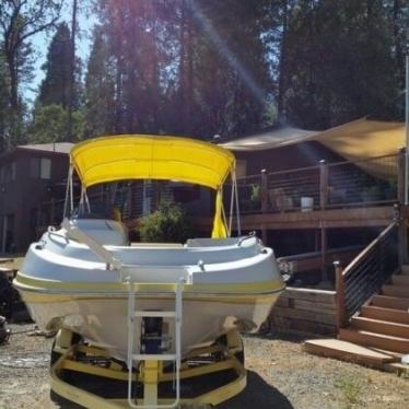 2005 Tahoe 222 deckboat