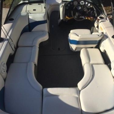 1999 Nautique 210