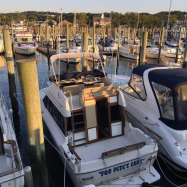 1982 Bayliner 2850 contessa