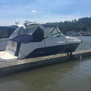 2005 Rinker fiesta vee