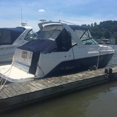 2005 Rinker fiesta vee