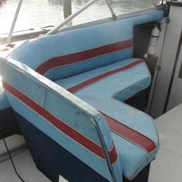 1985 Bayliner aft cabin