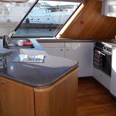 1997 Bayliner 4788 pilot house