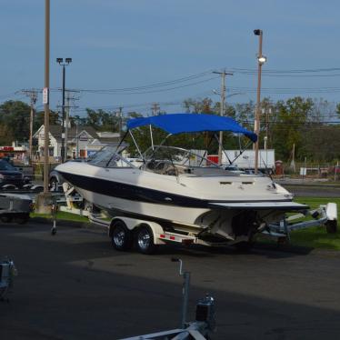 2002 Bayliner 215 capri bowrider