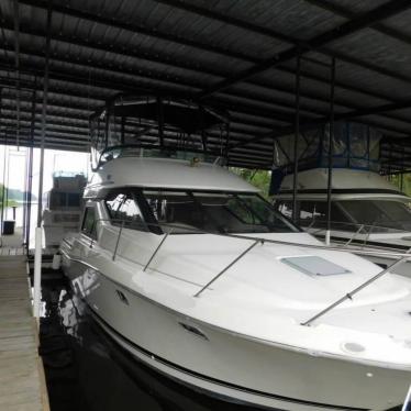 1997 Bayliner 3488 avanti command bridge