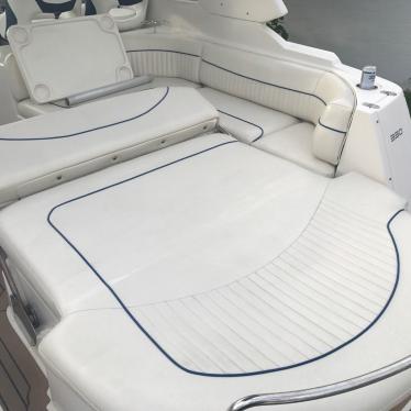 2007 Monterey 330 sy sport yacht