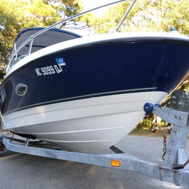 2007 Bayliner 210 discovery