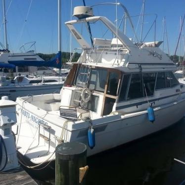 1986 Bayliner 3270 motor yacht