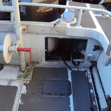 Boston Whaler Fireboat Twin Johnson 225 1988 for sale for $18,500 ...