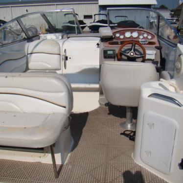 2002 Wellcraft martinique 2400