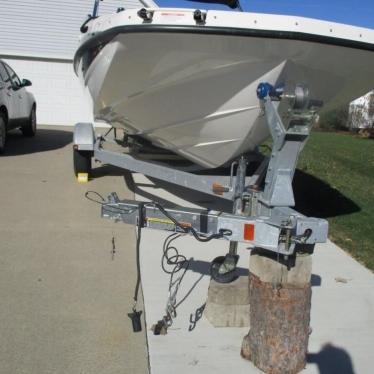 2012 Bayliner 197 deck boat