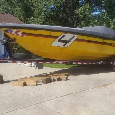 1996 Wellcraft 31 scarab