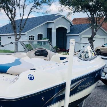 2004 Stingray 200sx 270hp volvo penta 5.0 gxi