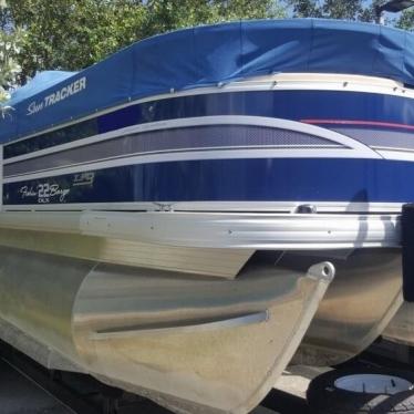 2014 Sun Tracker fishin' barge 22 dlx