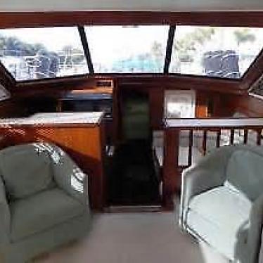 2007 Carver 48' californian aft cabin yacht