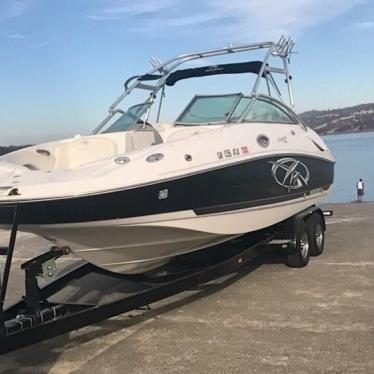 2005 Monterey 233 explorer