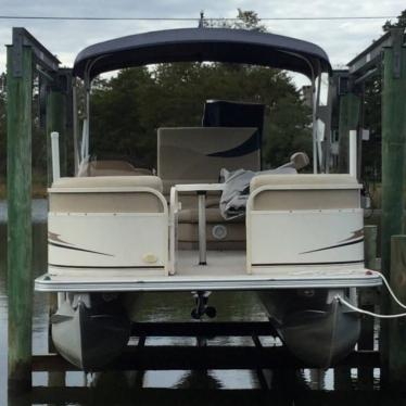 2008 Starcraft legacy 240