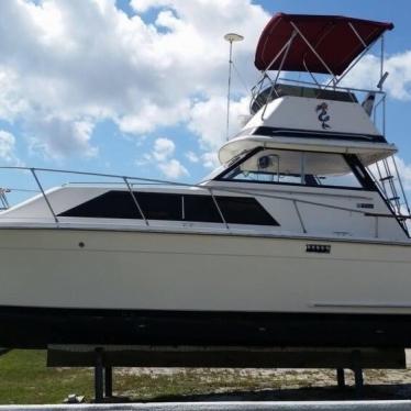 1976 Trojan 30 flybridge express