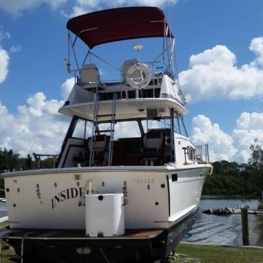 1976 Trojan 30 flybridge express