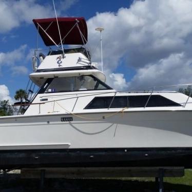 1976 Trojan 30 flybridge express