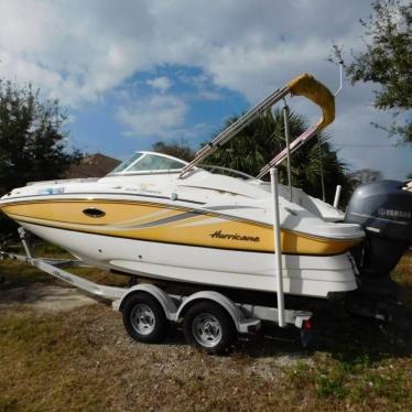 2013 Hurricane 2000 sundeck