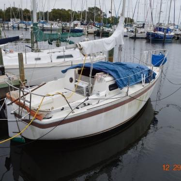 Sovereign Sailboat 1983 for sale for $200 - Boats-from-USA.com