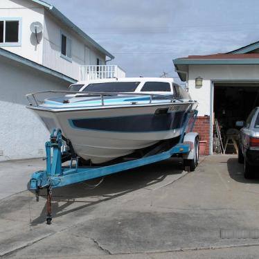 1980 Centurion day cruiser