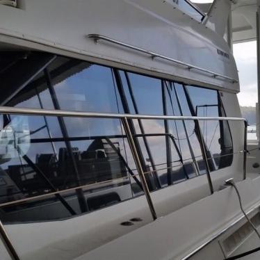 2000 Carver 406 aft cabin