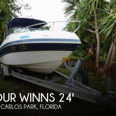 2003 Four Winns 245 sundowner