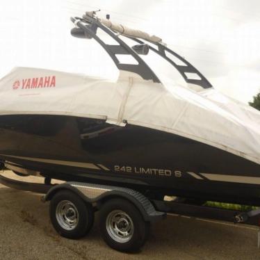 2015 Yamaha 242 limited s