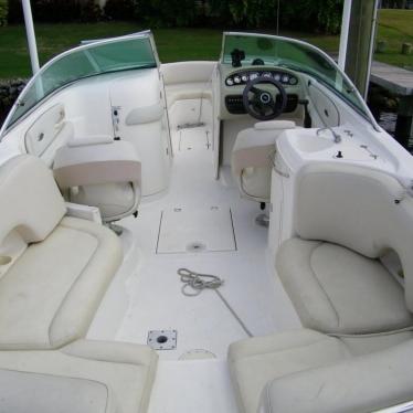 2004 Chaparral 260 ssi sportboat