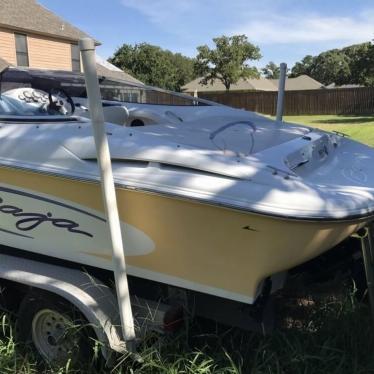 2001 Baja 232 islander