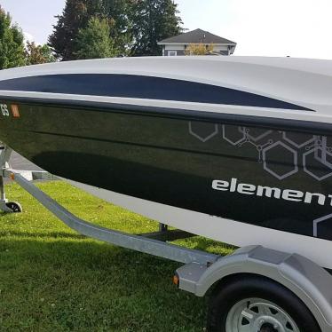 2014 Bayliner element e 16