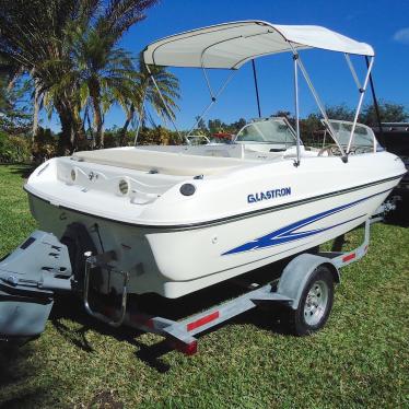 2005 Glastron mx175