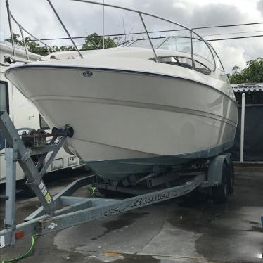 2004 Bayliner 245