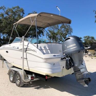 2015 Hurricane 2200 sun deck