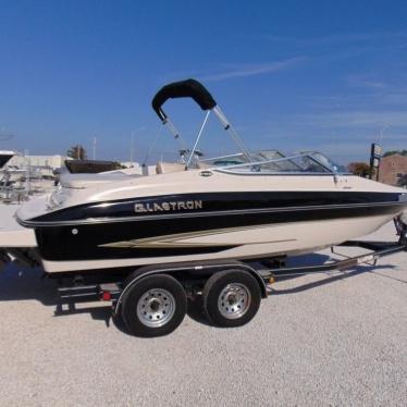 2005 Glastron gx 205