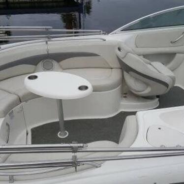 2005 Chaparral 274 sunesta