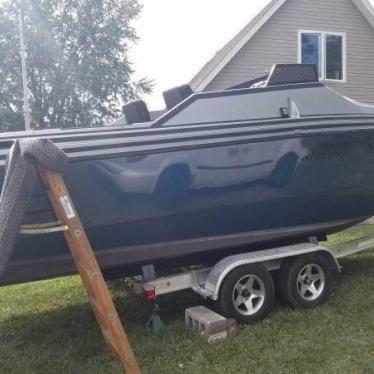 1979 Wellcraft 255 suncruiser