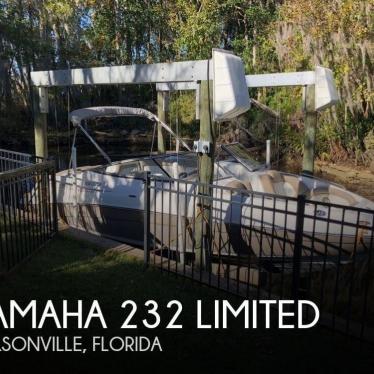 2008 Yamaha 232 limited