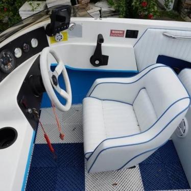 1995 Wellcraft 22 scarab