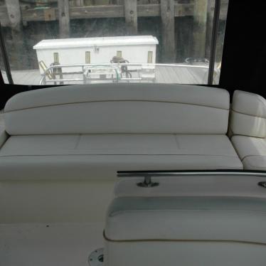 2005 Rinker fiesta vee 342