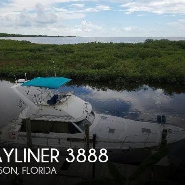 1989 Bayliner 3888