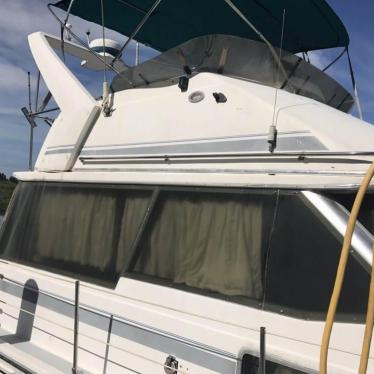 1989 Bayliner 3888