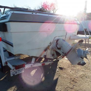 1984 Bayliner cx 225 cuddy