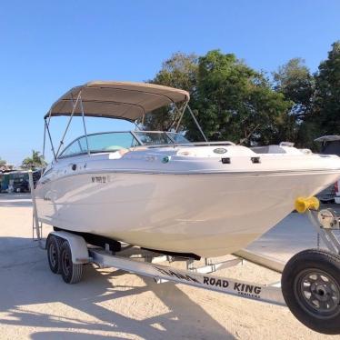 2015 Hurricane 2200 sun deck