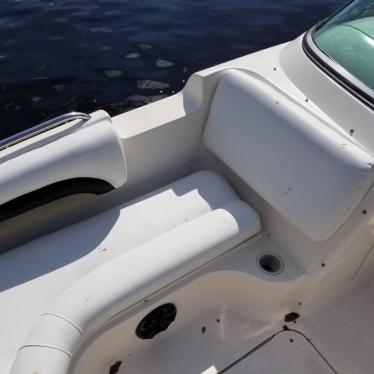 2004 Hurricane 217 sundeck