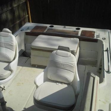 1982 Boston Whaler 25 revenge